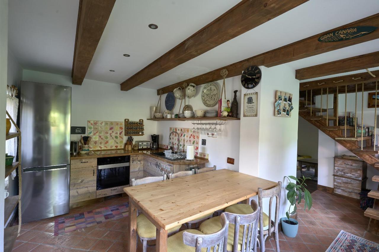 Walnut Tree Cottage Săcele Zewnętrze zdjęcie