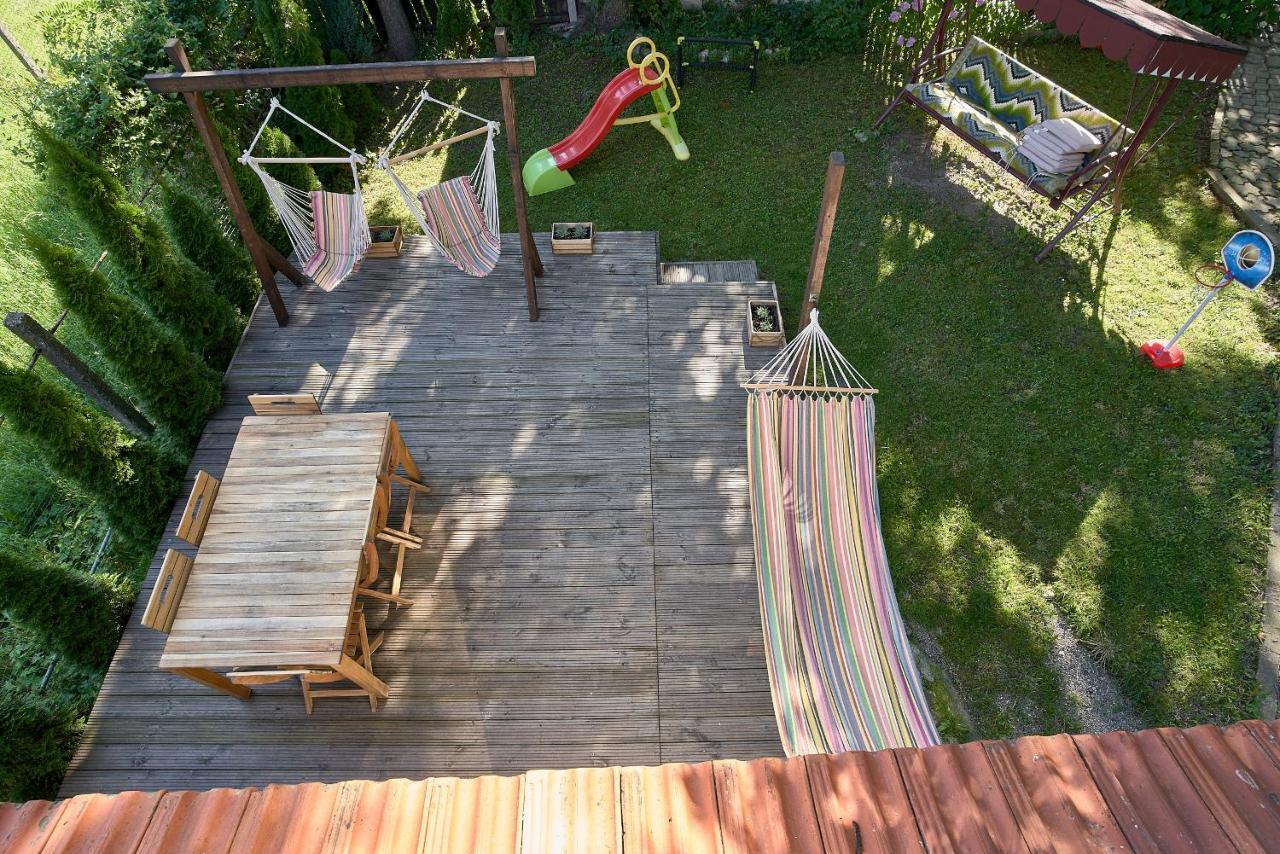 Walnut Tree Cottage Săcele Zewnętrze zdjęcie