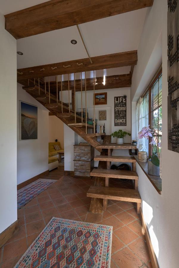 Walnut Tree Cottage Săcele Zewnętrze zdjęcie