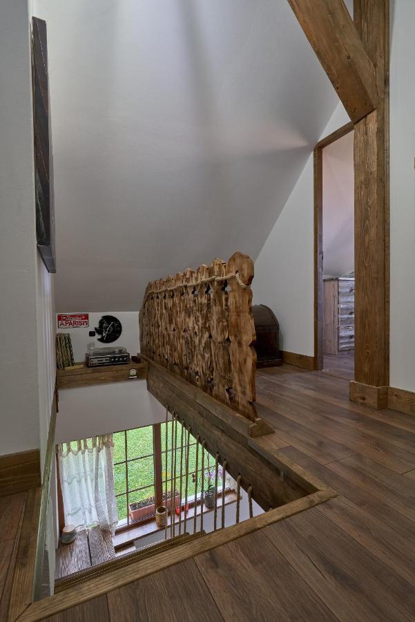 Walnut Tree Cottage Săcele Zewnętrze zdjęcie